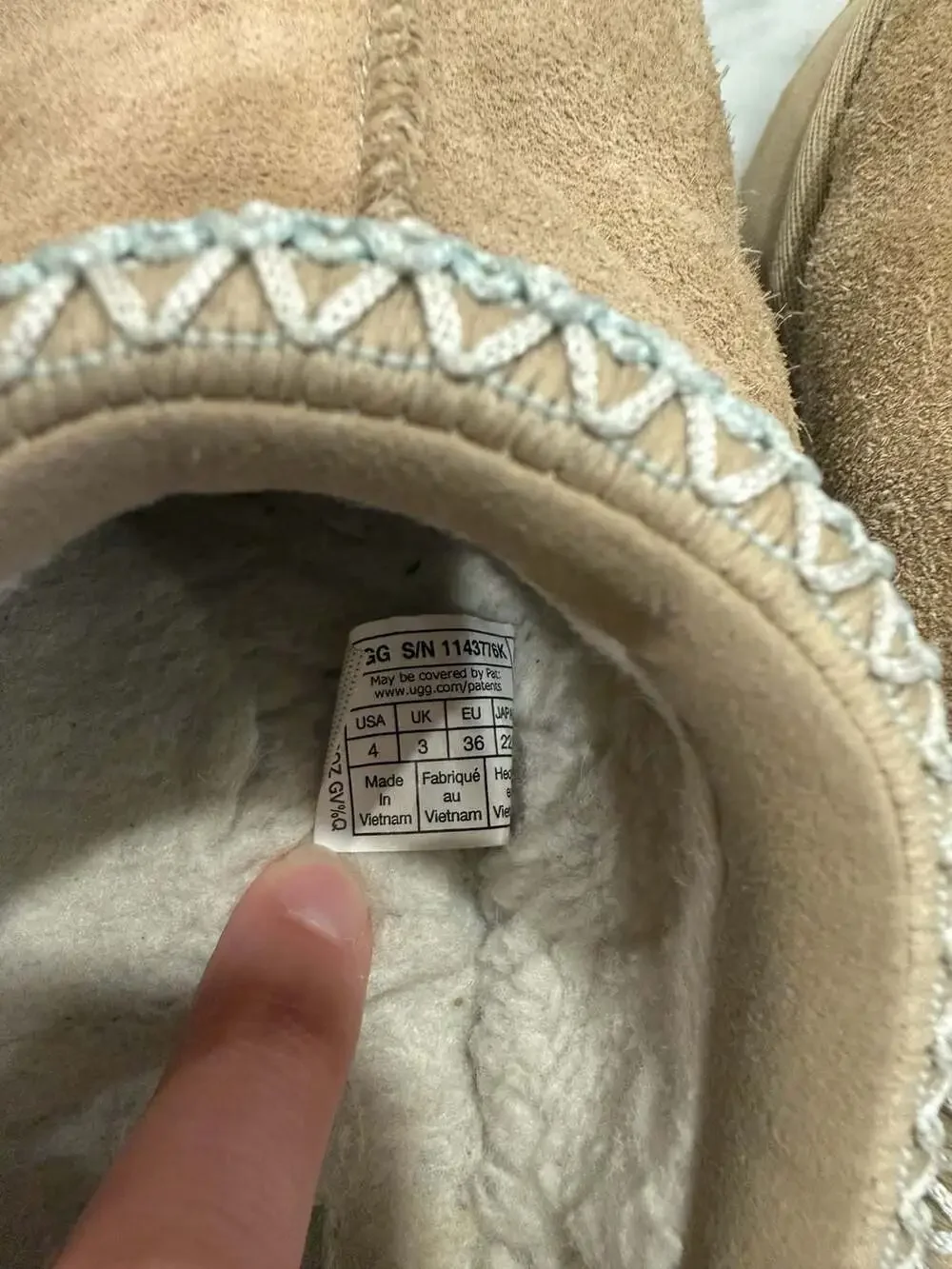 UGG Kids' Tasman Chestnut Suede Slides Size 4